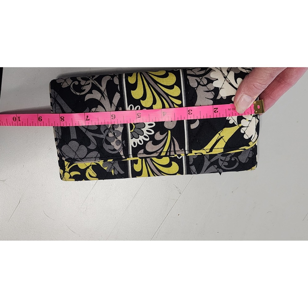 Vera Bradley Tri-fold Wallet Womens OS Black Yellow Excellent - Picture 5 of 6